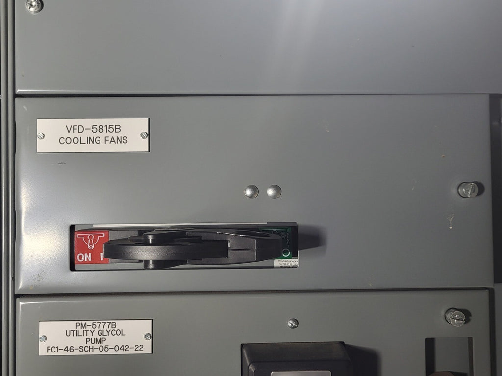 ALLEN-BRADLEY 30 Amps, 600 Volts Breaker 140U-I3C3-C30 Bucket for 2100 Series MCC Frame