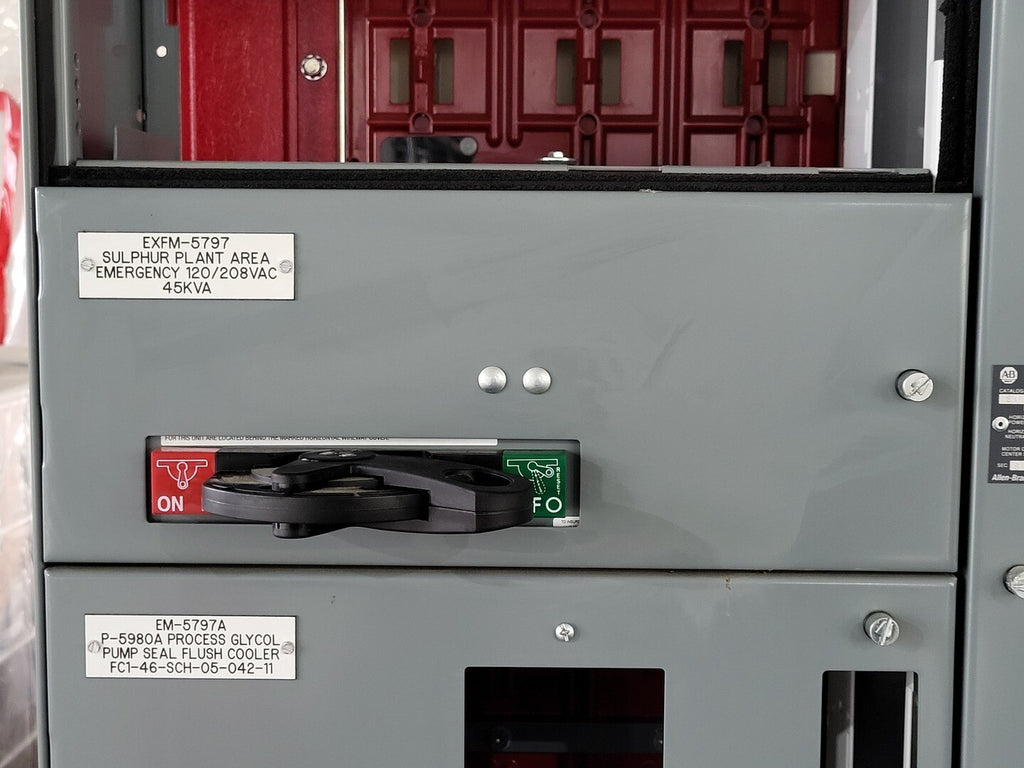 ALLEN-BRADLEY MCC Bucket, 15A FCB Feeder Circuit Breaker, 2193FZ-AKC-36CD-79UT