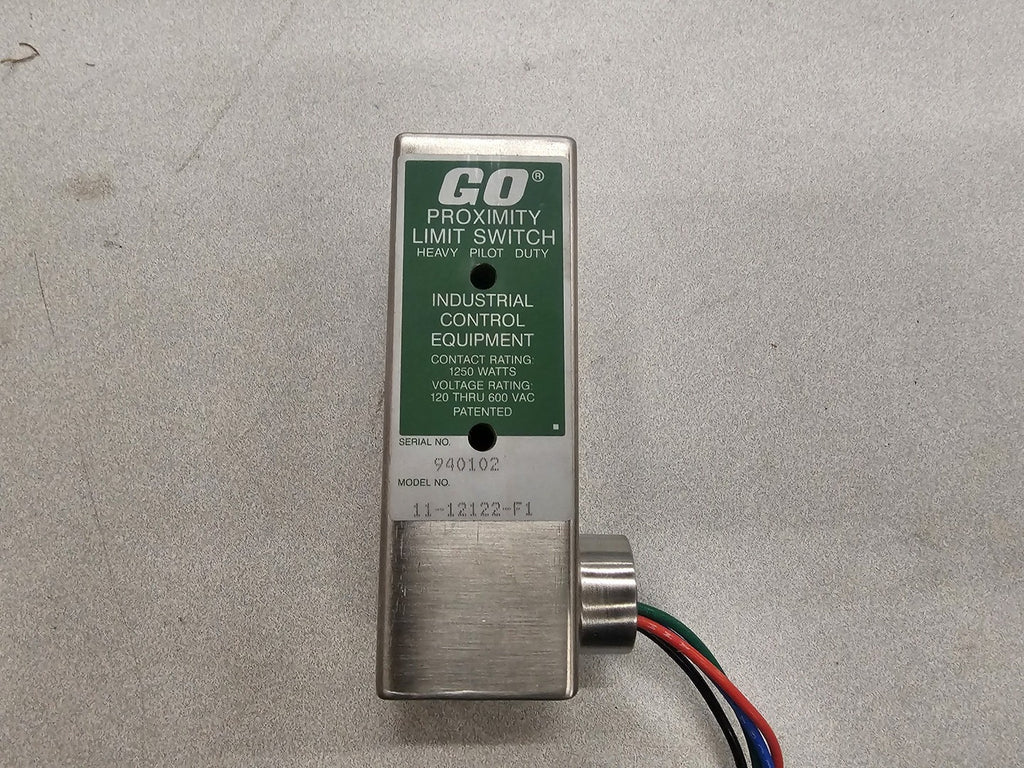 GO SWITCH Proximity Limit Switch Square Side Sensing 11-12122-F1