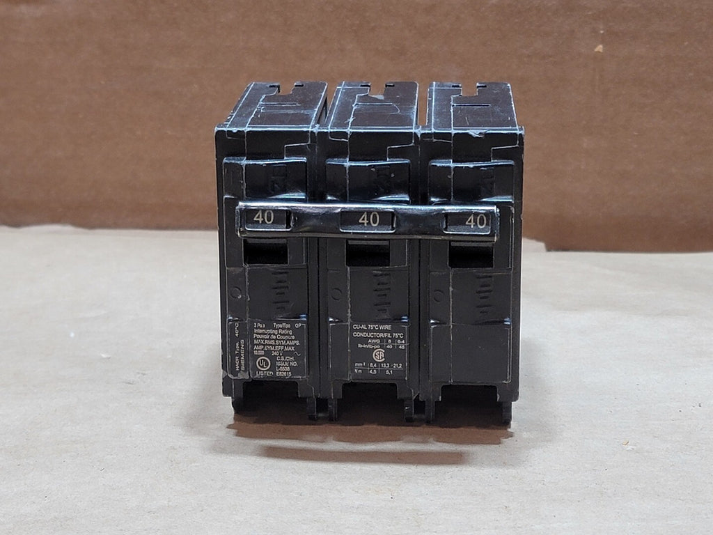 SIEMENS 40 Amp, 3 Pole, 240 Volt Circuit Breaker Q340