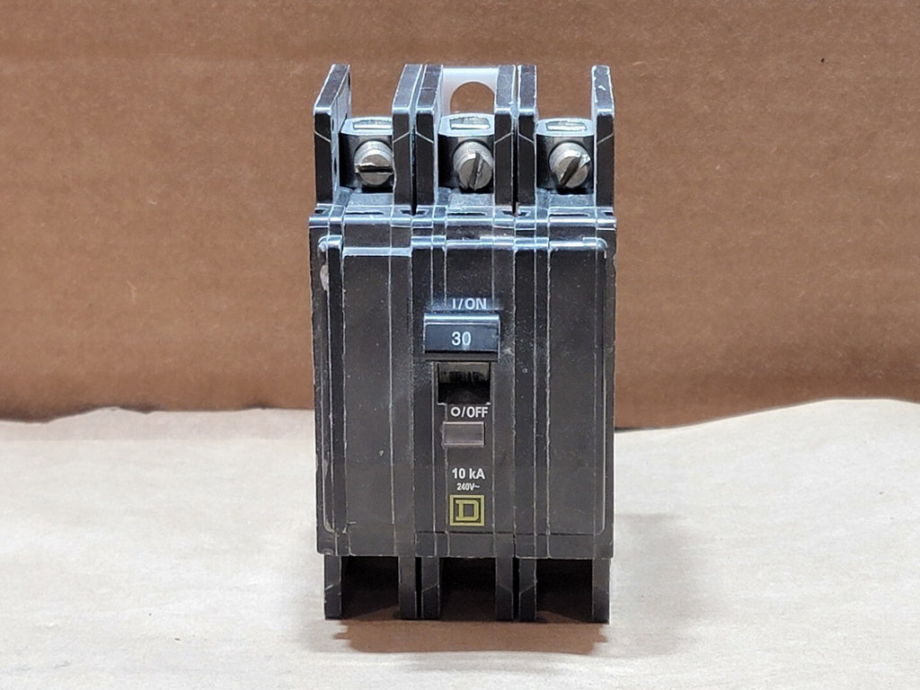 SQUARE D 30 Amp, 3 Pole, 240 Volt Circuit Breaker QOU330