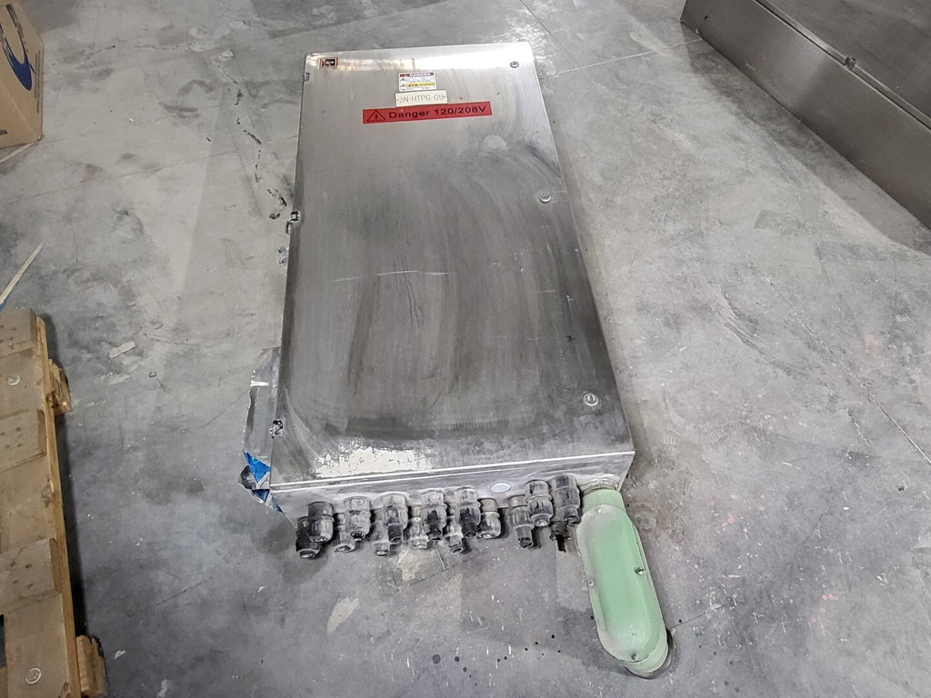 EATON CUTLER-HAMMER Dismantled - ED3200 Panelboard 200A, 120/208VDC, 42-Circuit w/ Main Breaker