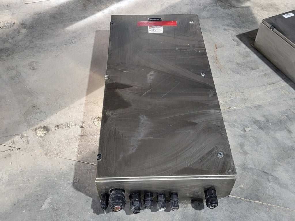 SQUARE D Dismantled- YBM4282 Panelboard 225A, 347/600VDC, 28-Circuit Power Distribution