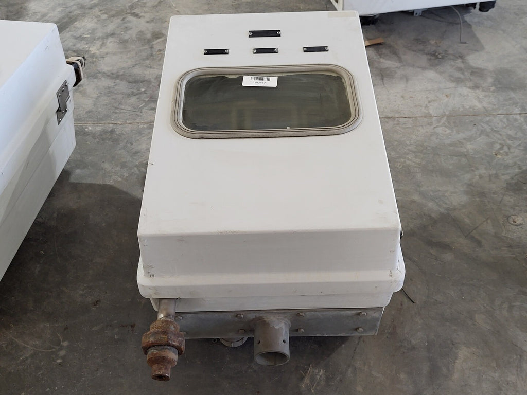 BROOKS INSTRUMENT Flow Meter Assembly w/ Enclosure MT3809