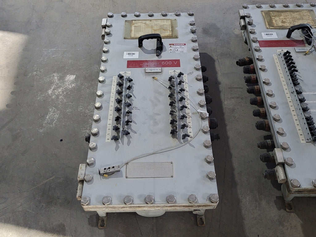 APPLETON Dismantled - 225 Amps, 347/600 Volts, 3 Ph Panelboard XPE32256B.I147