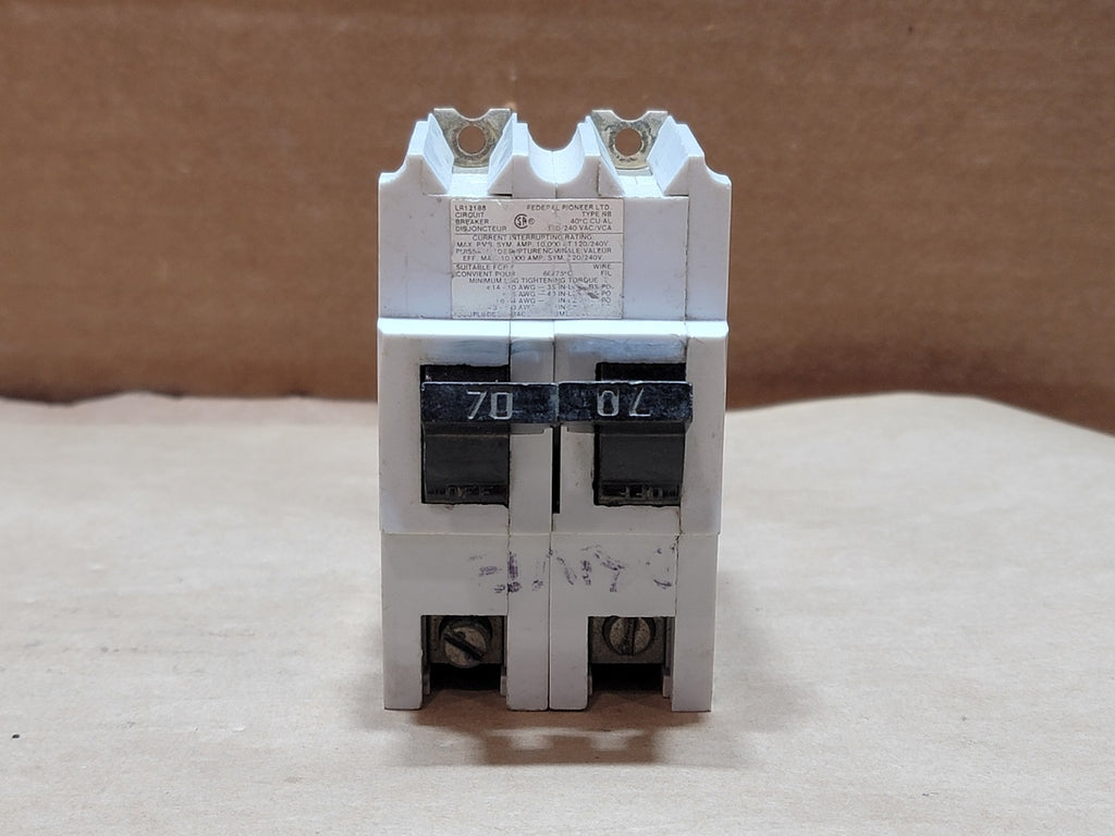 FEDERAL PIONEER 70A, 2 Pole, 120/240 Volt Circuit Breaker LR12188