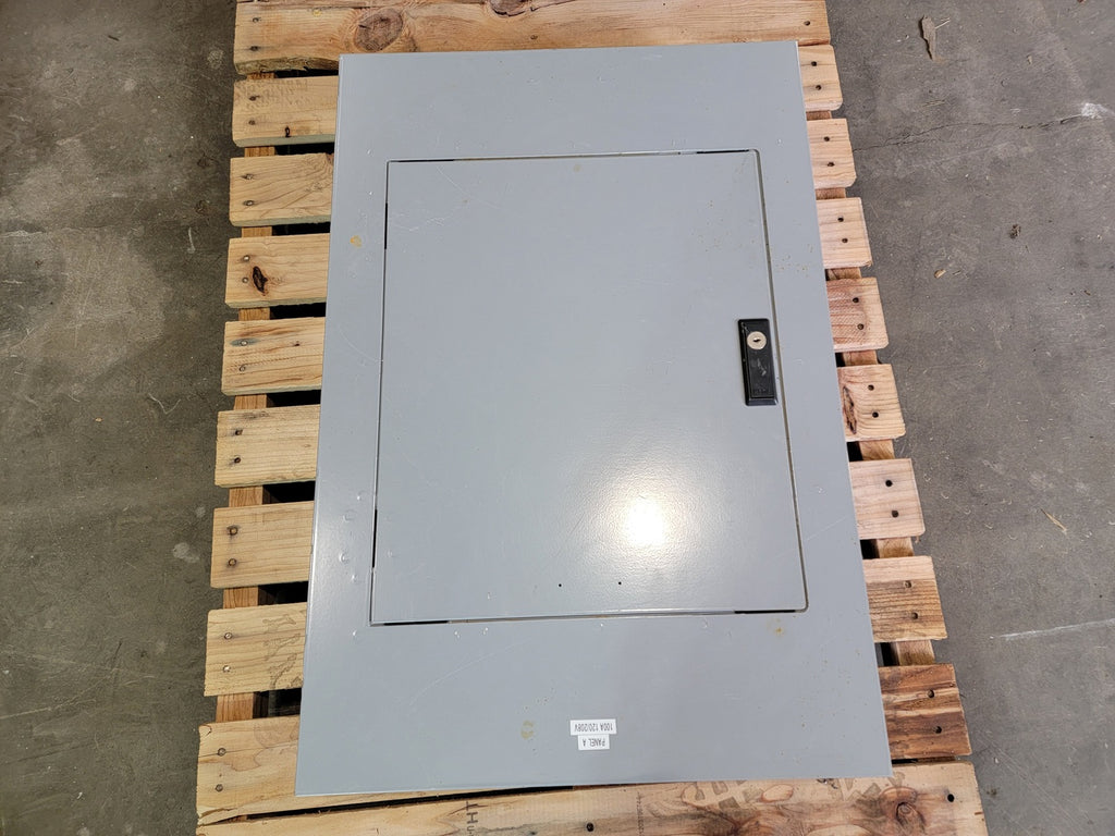 CUTLER-HAMMER 100A 3-Phase 120/208V Panelboard CS2030
