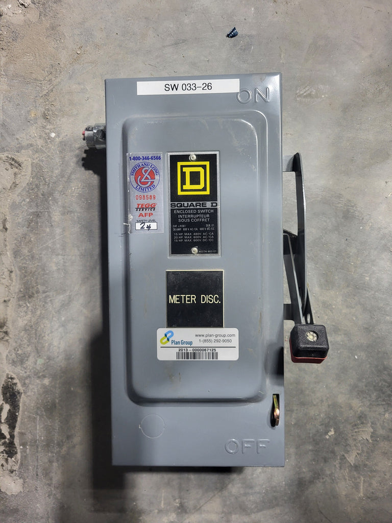 SQUARE D 30 Amp, 600 Volts Fusible Disconnect Switch CH361