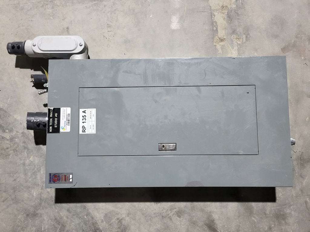 SQUARE D Dismantled - 225 Amp 120/240 Volts Panelboard QBL-430, 30 Spaces