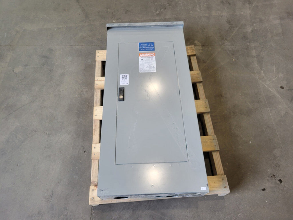 CUTLER-HAMMER 225 Amp, 120/208V, 3Ph, 42 Circuits Panelboard PL1