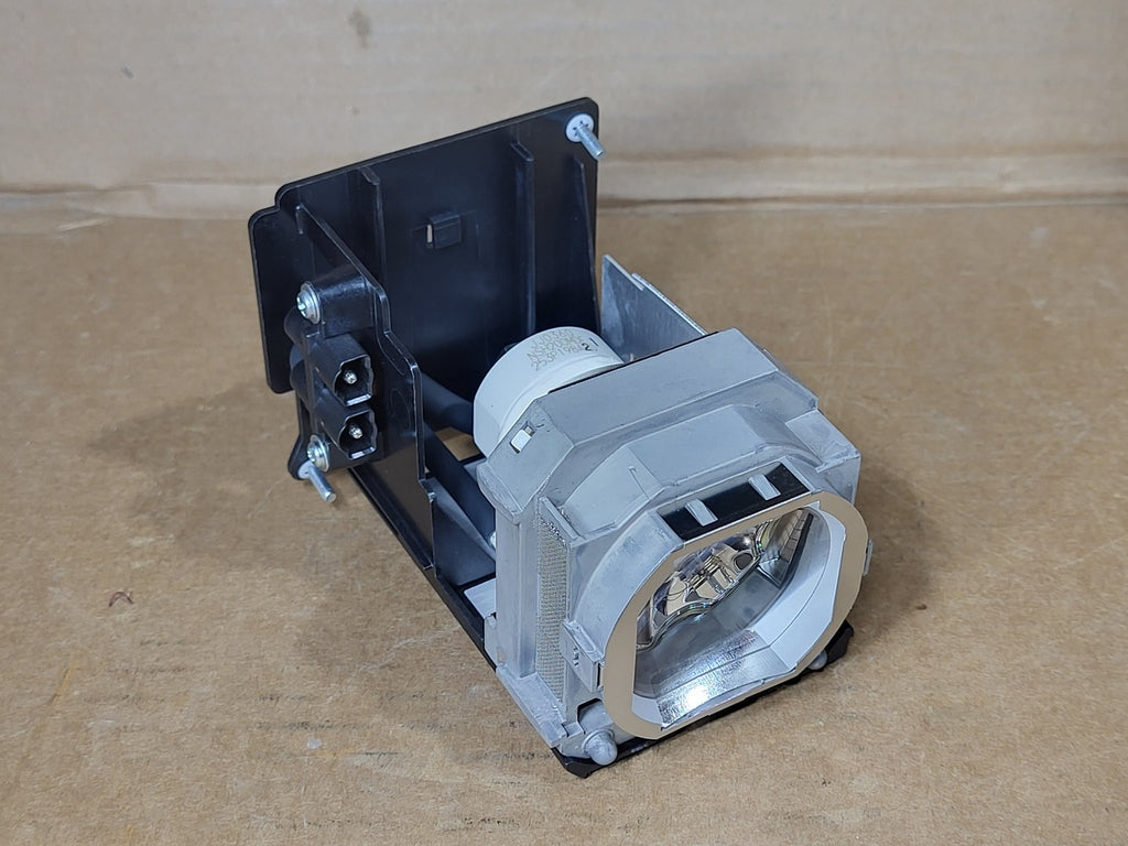 MITSUBISHI Projector Lamp VLT-XL550LP