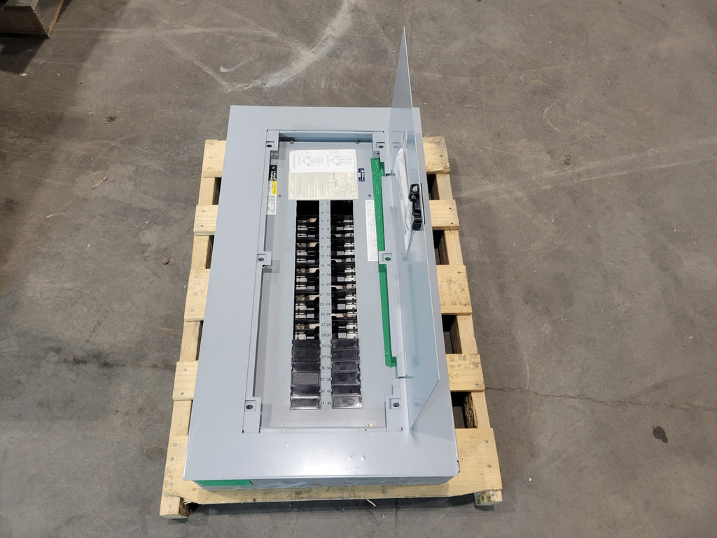 GENERAL ELECTRIC 125 Amps, 208Y/120 Volts, 42 Circuits Panel Board AQF3421MBX