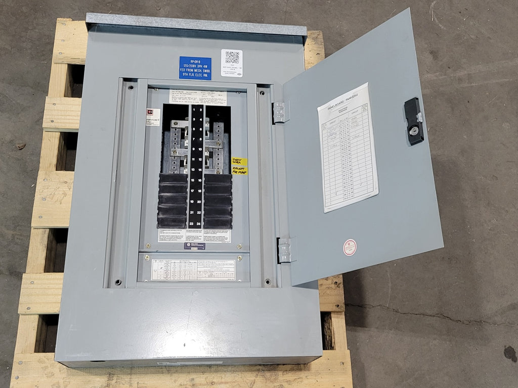 CUTLER-HAMMER 100 Amp, 120/208V, 3Ph, 24 Circuits Panelboard PL1