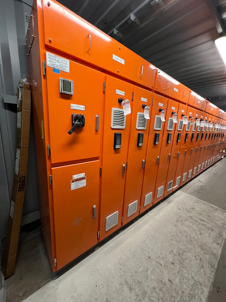 MV MANUFACTURING GROUP 800A Motor Control Center MCC, 575V, 800A Bus, Form 4A, IP42 Enclosure