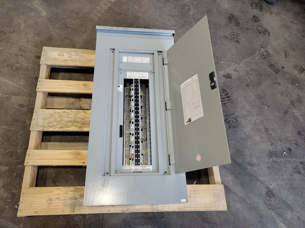 CUTLER-HAMMER 225 Amp 120/208 Volt, 3 Ph, 42 Circuits Panelboard PL1
