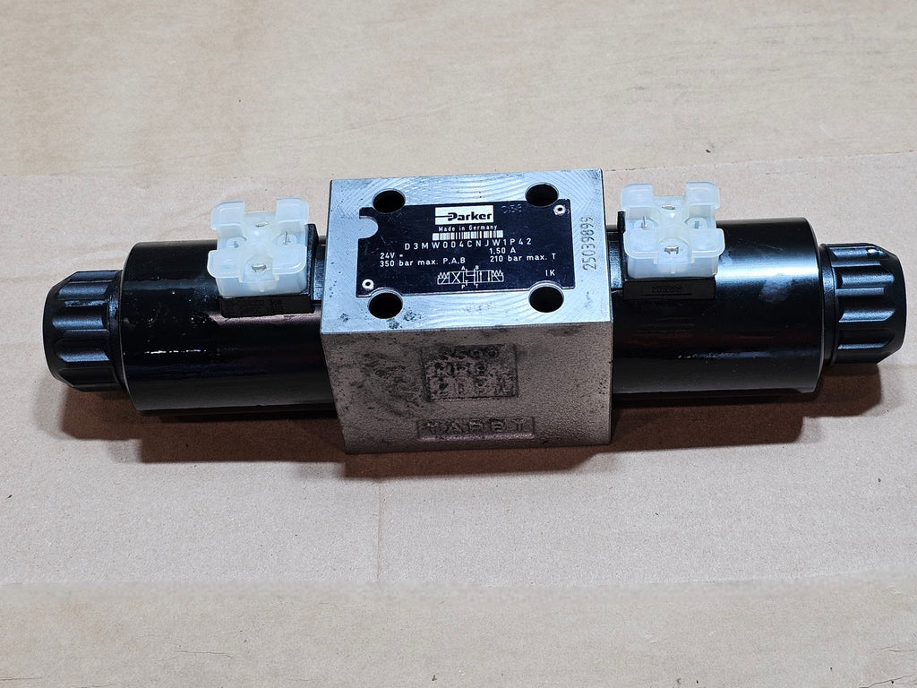PARKER Solenoid Valve D3MW004CNJW1P42