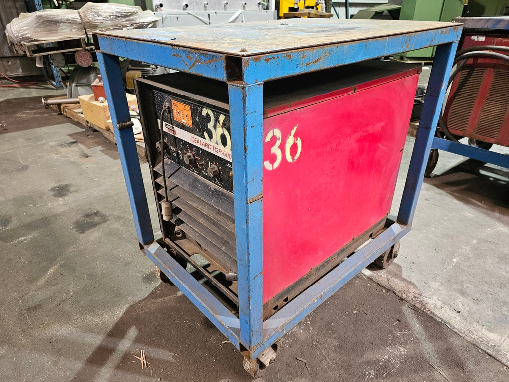 LINCOLN ELECTRIC Arc Welder IDEALARC R3R-500 on cart