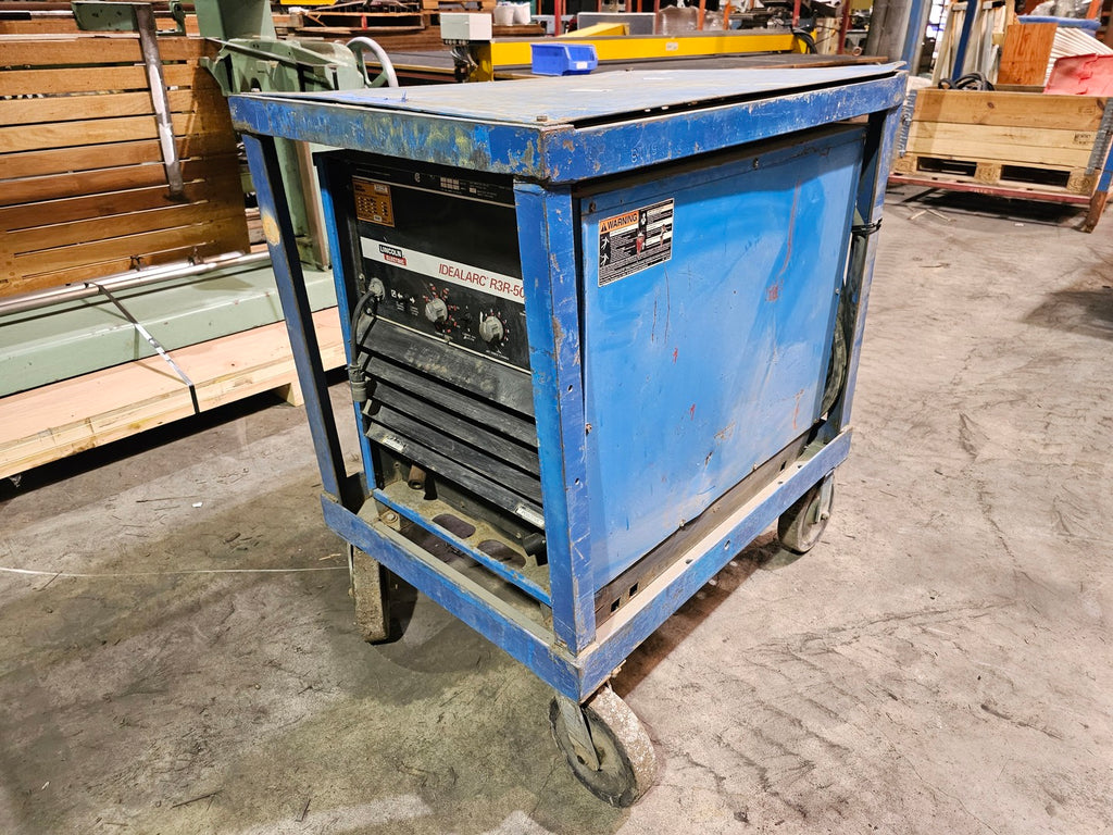 LINCOLN ELECTRIC Arc Welder IDEALARC R3R-500 on cart
