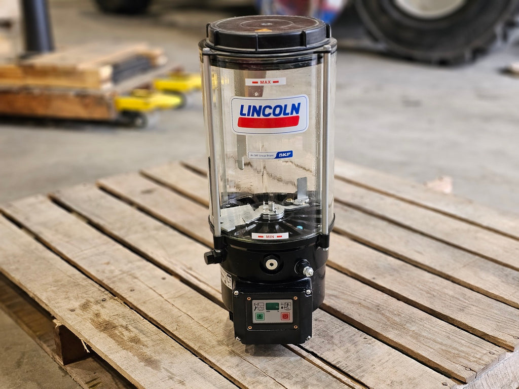LINCOLN Electric Operated Centro-Matic Grease Pump P653S-8XLBO-24-1A-AS07-UL, P/N 80090