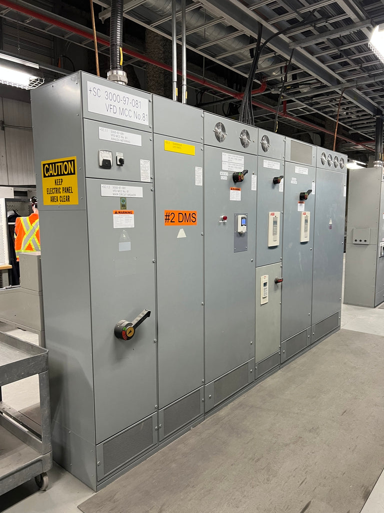 MOELLER Modan 3000 VFD MCC, 600V, 3-Ph, 1200A, 6 Sections