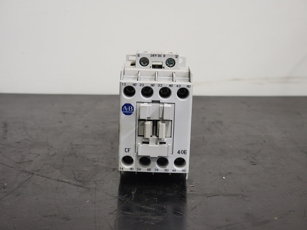 ALLEN-BRADLEY 10 Amp Industrial Control Relay 700-CF400D