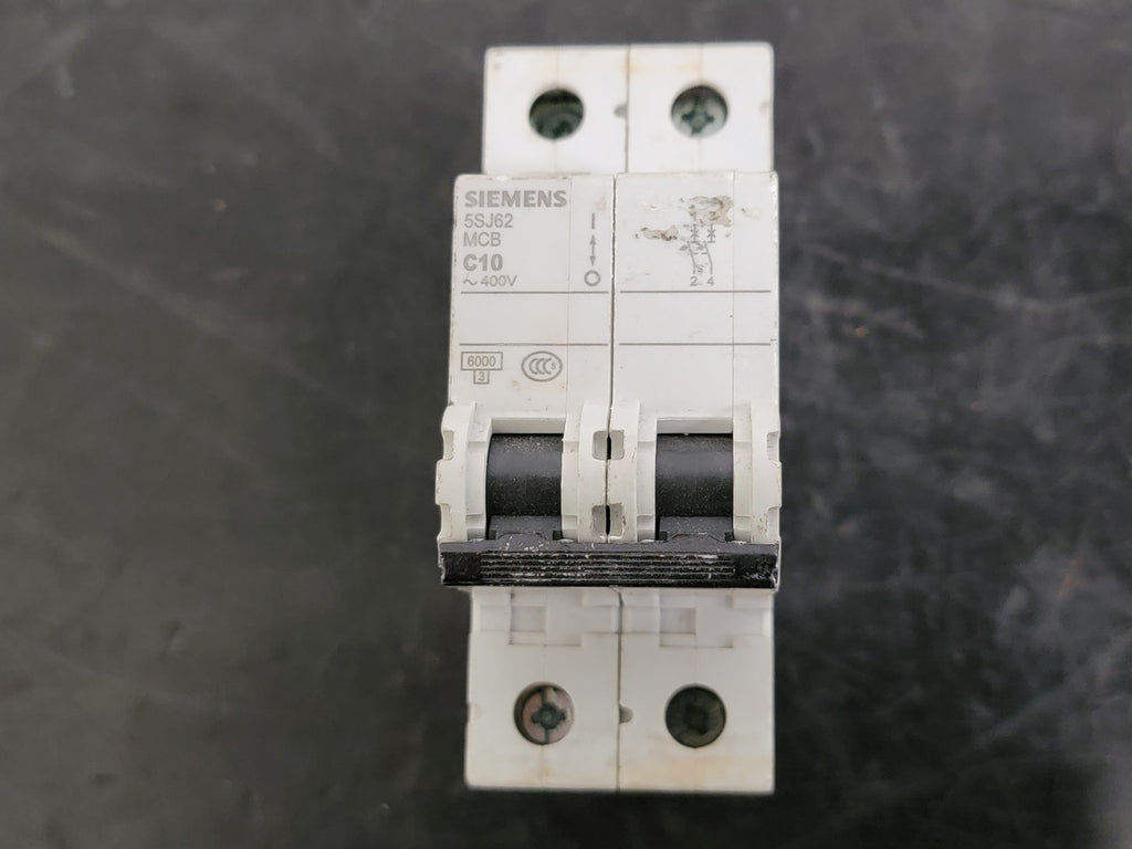 SIEMENS 10 Amp, 2 Pole, 400 volts Circuit Breaker 5SJ62-C10	
