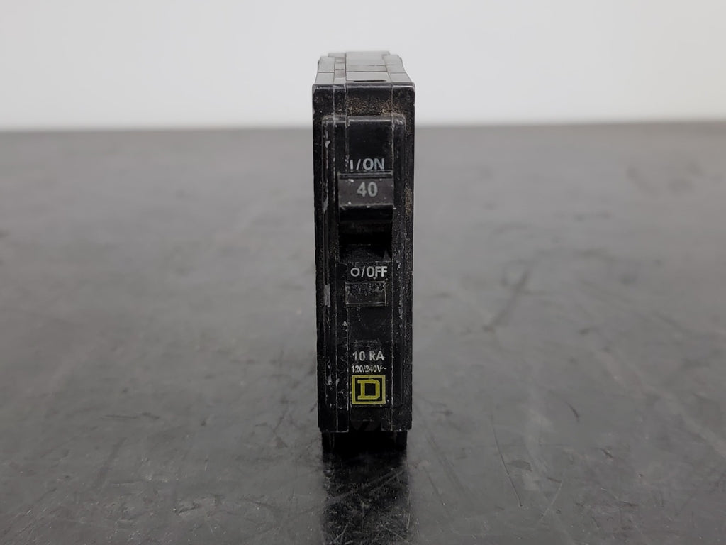 SQUARE D 40 Amp, 1 Pole, 120/240 volts Circuit Breaker QO140
