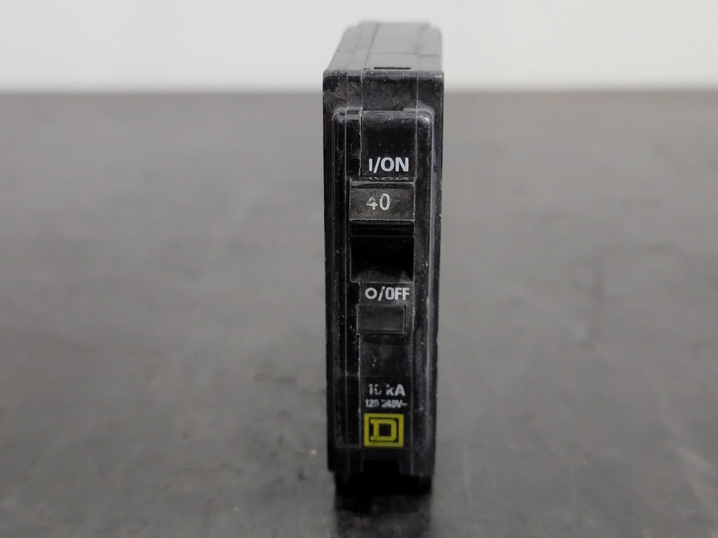 SQUARE D 40 Amp, 1 Pole, 120/240 volts Circuit Breaker QO140
