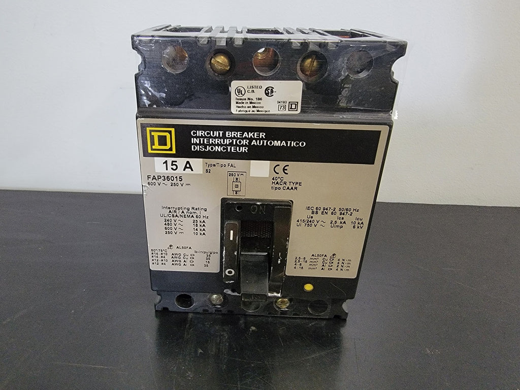 SQUARE D 15 Amp, 3 Pole, 600 volts Circuit Breaker FAP36015