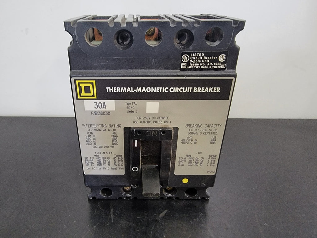 SQUARE D 30 Amp, 3 Pole, 600 Volts Circuit Breaker FAP36030