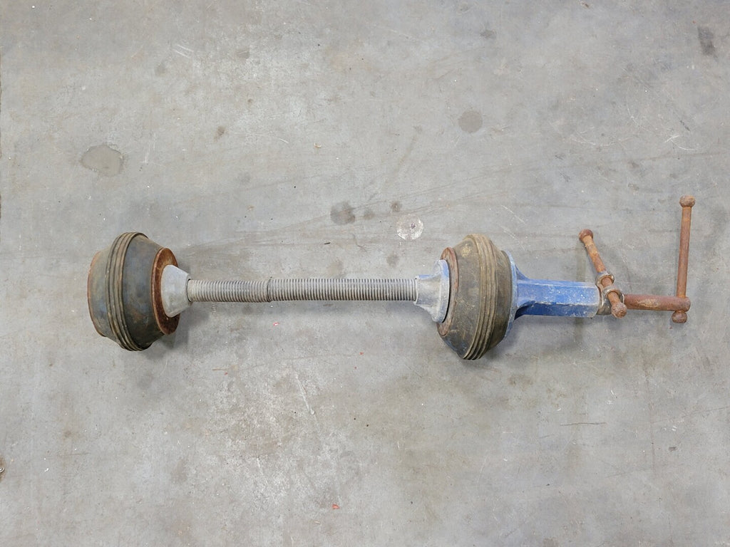 ALL AMERICAN FABRICATORS Flexible Hand Mechanical Pipe Double Test Plug 6"