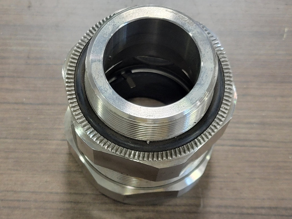THOMAS BETTS 2" Star Teck Jacketed Metal-Clad Cable Fitting ST200-551SS