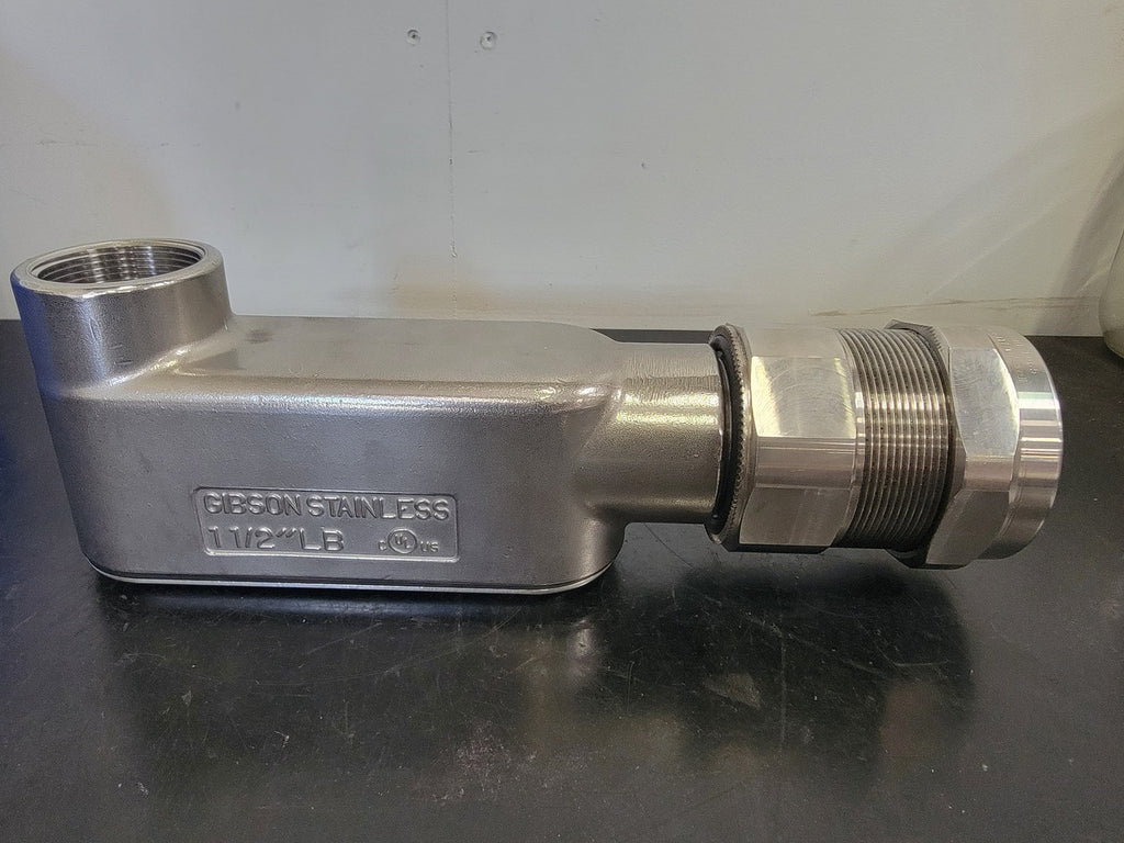 GIBSON 1-1/2" LB CF8M/316SS Conduit Body 7150LB w/ Cable Gland ST150-472SS