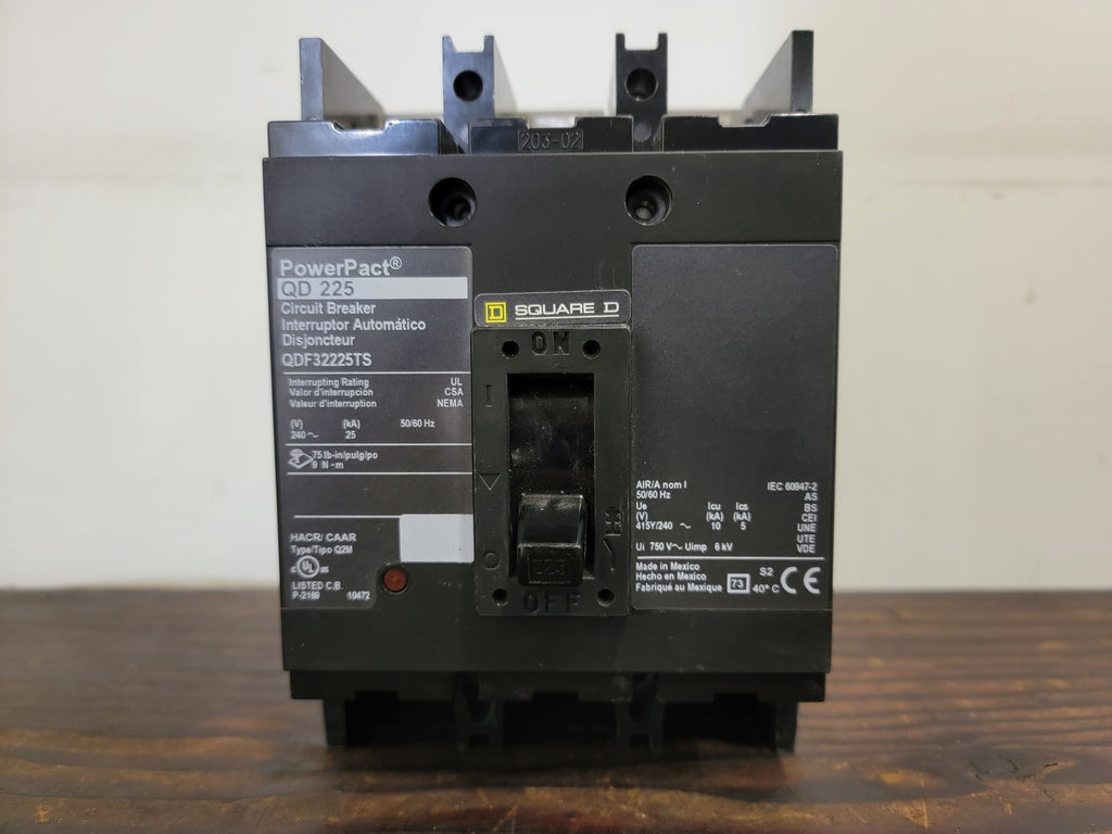 SQUARE D 225 Amp, 3 Pole, 240 Volts Circuit Breaker QDF32225TS