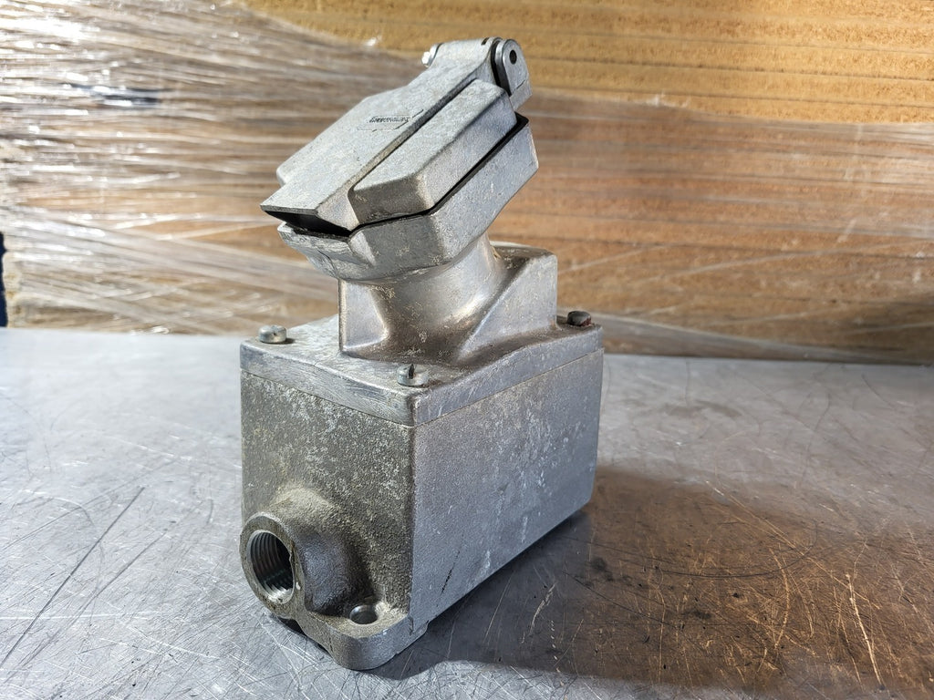 COOPER 20A, 125V ENR Value Receptacle ENR5201