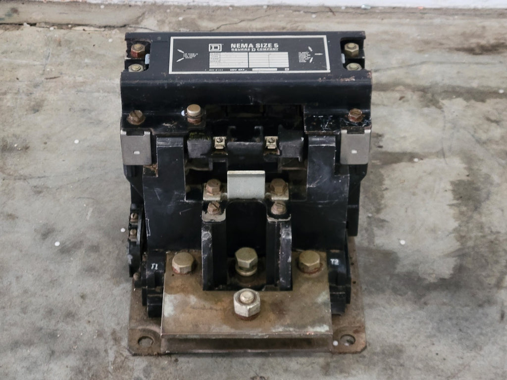 SQUARE D 270 Amp, NEMA Size 5, 440/480 VAC Coil Contactor 8502SG01