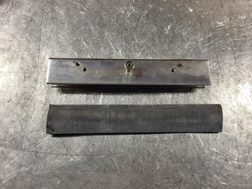 Scrap - Armature U Bracket for Electro Magnetic Glass Door