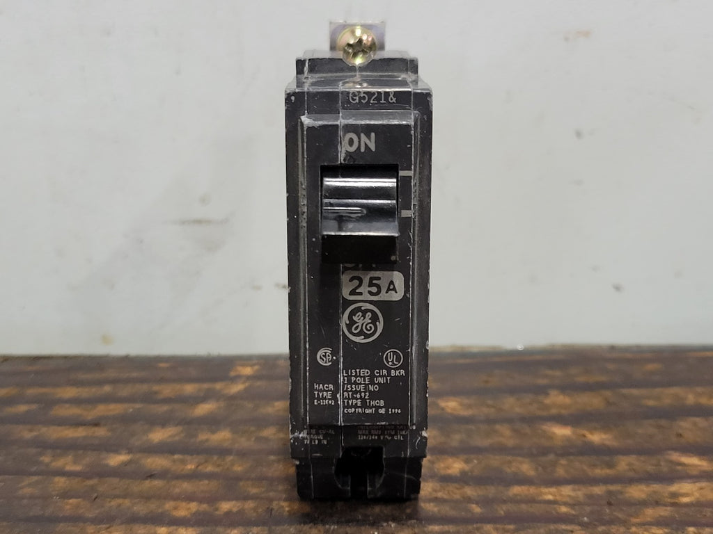 GENERAL ELECTRIC 25 Amp, 1 Pole, 120/240 Volts Circuit Breaker THQB125