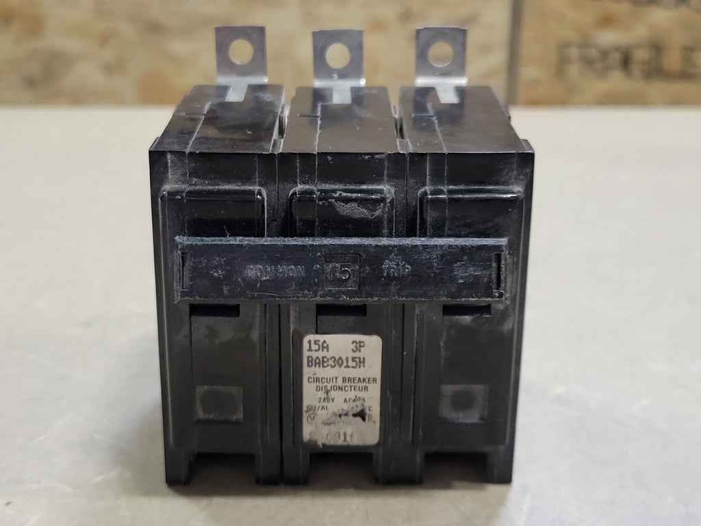WESTINGHOUSE 15 Amp, 3 Pole, 240 Volts Circuit Breaker BAB3015H
