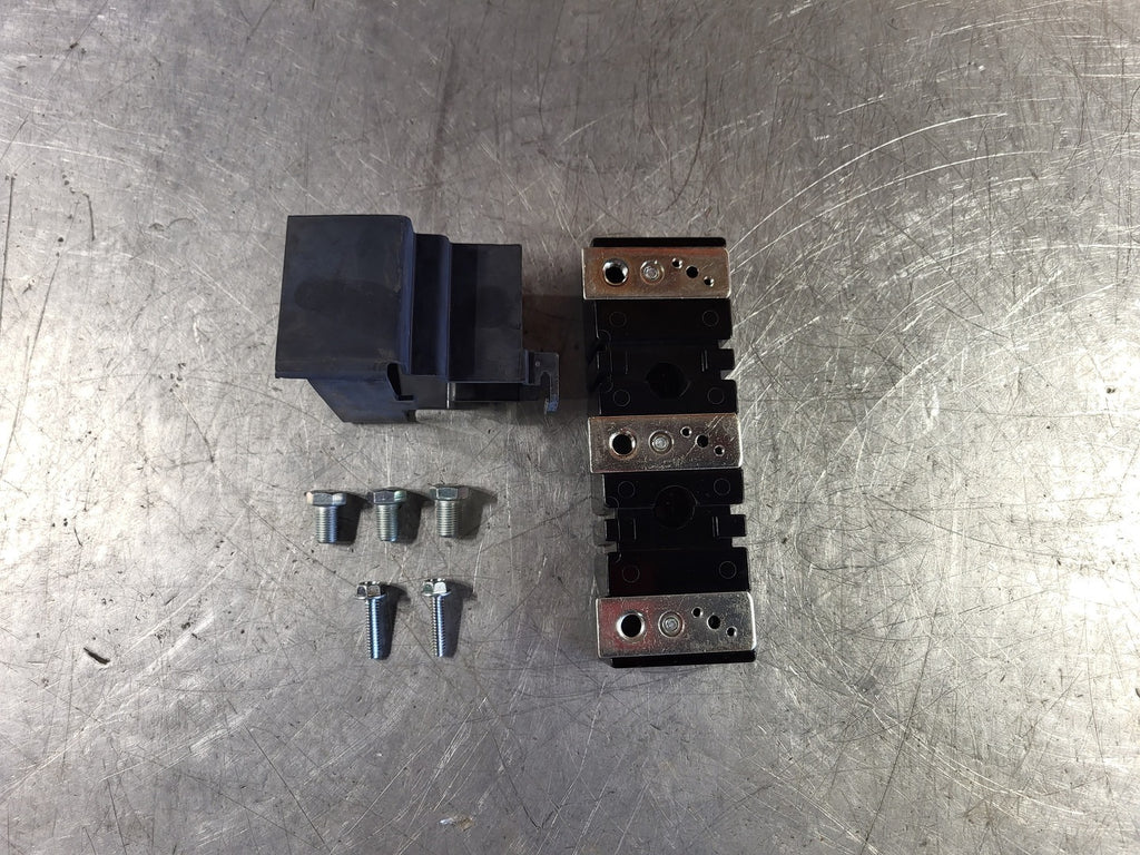 ALLEN-BRADLEY Scrap - 200A Fuse Block Kit 1494F-FS200