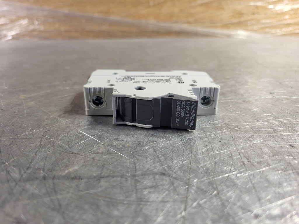 ALLEN-BRADLEY Scrap - 30A Fuse Holder 1492-FB1C30