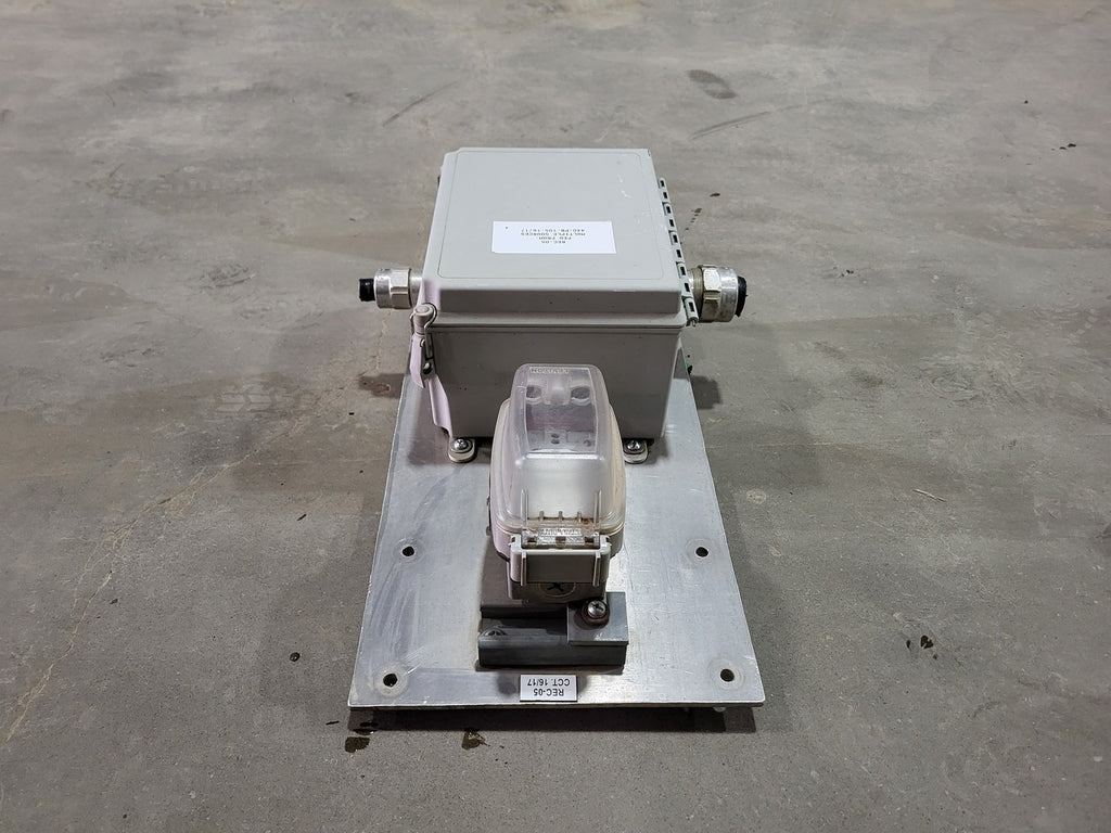 HOFFMAN Scrap- Enclosure A1086CHQRFG w/ Receptacle 