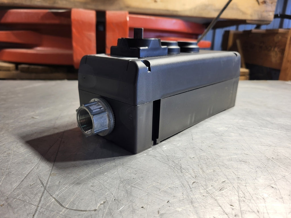 CROUSE-HINDS Non-metallic Control Station CHG434