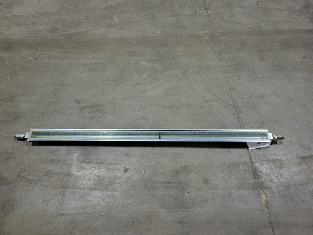 KENCO ENGINEERING COMPANY 52" 5700 Series Stainless Steel Bulk Tank Level Gauge