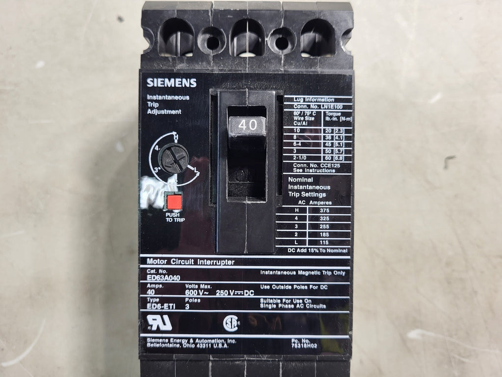 SIEMENS 40 Amp, 3 Pole, 600 volts Circuit Breaker ED63A040 w/ Trip Unit
