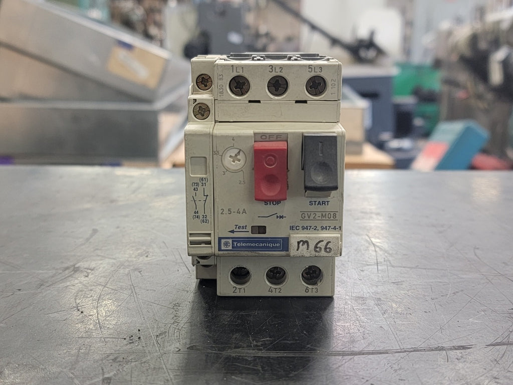 TELEMECANIQUE 2.5-4 Amp Manual Motor Starter w/ Auxiliary Contact