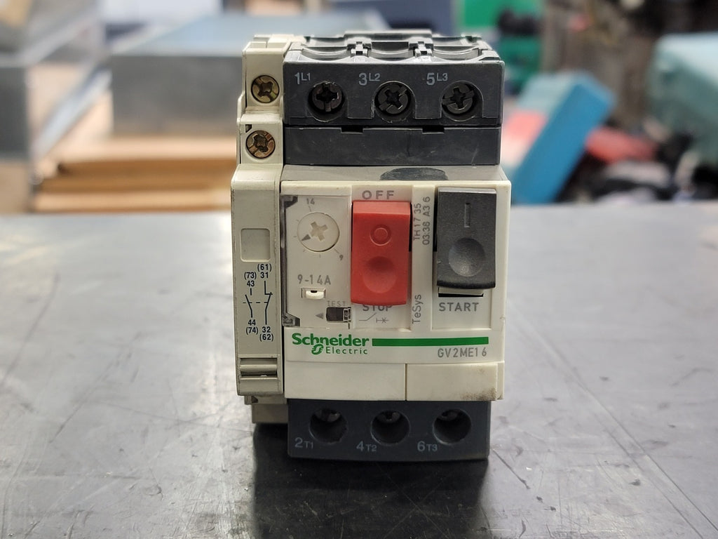 SCHNEIDER ELECTRIC 9-14 Amp, 3 Pole, 690 volts Circuit Breaker GV2ME16 w/ Auxiliary Contact 