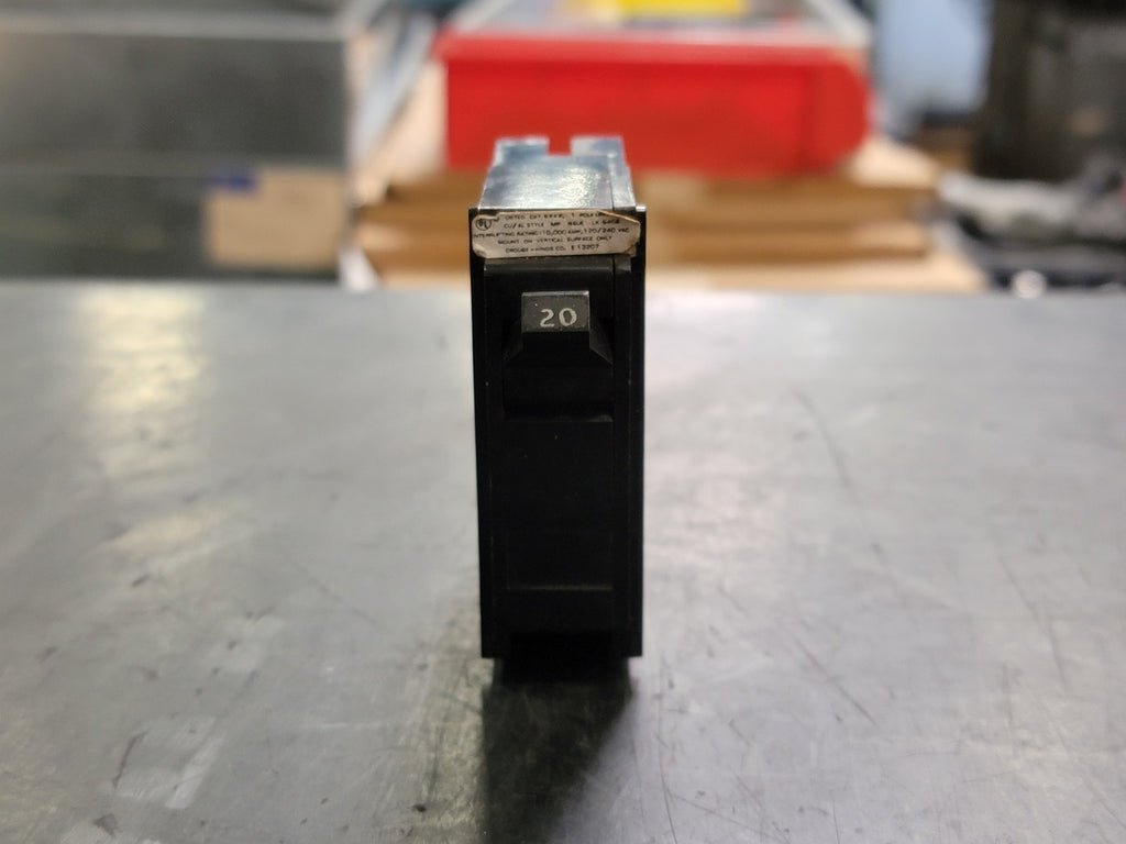 CROUSE-HINDS 20 Amp, 1 Pole, 120/240 volts Circuit Breaker MP120