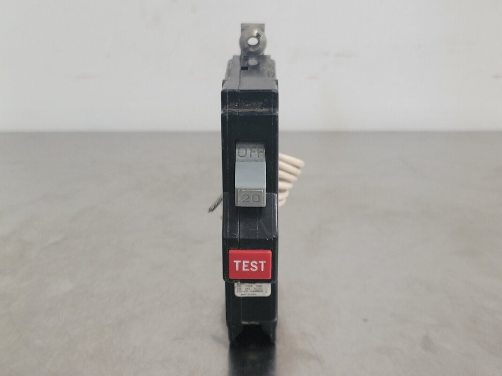 CUTLER-HAMMER 20 Amp, 1 Pole, 120 volts Circuit Breaker CHB120