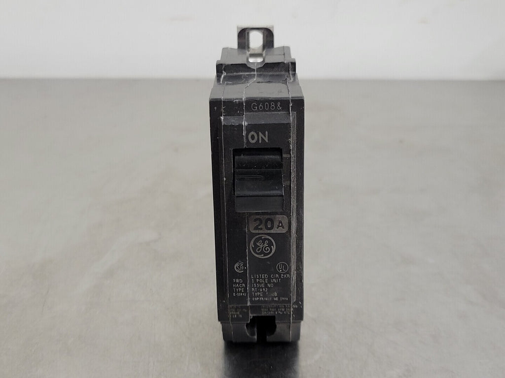 GENERAL ELECTRIC 20 Amp, 1 Pole, 120/240 volts Circuit Breaker THQB120